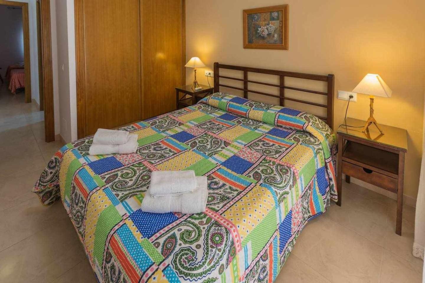 Apartamento Chimenea Playa - 2 Dormitorios Y Terraza 네르하 외부 사진