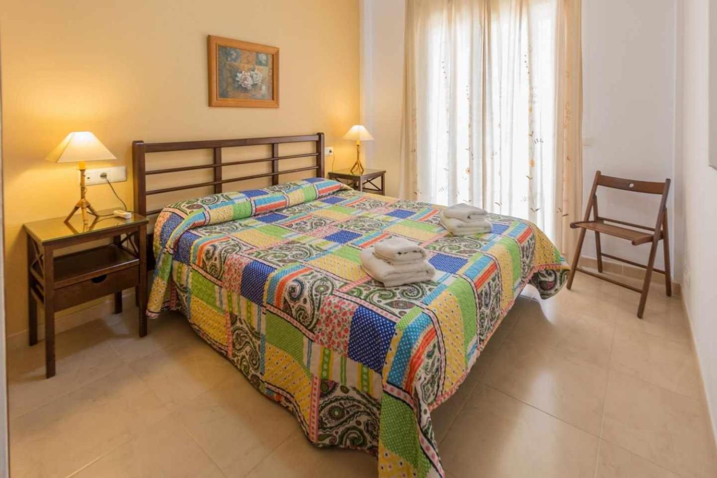 Apartamento Chimenea Playa - 2 Dormitorios Y Terraza 네르하 외부 사진